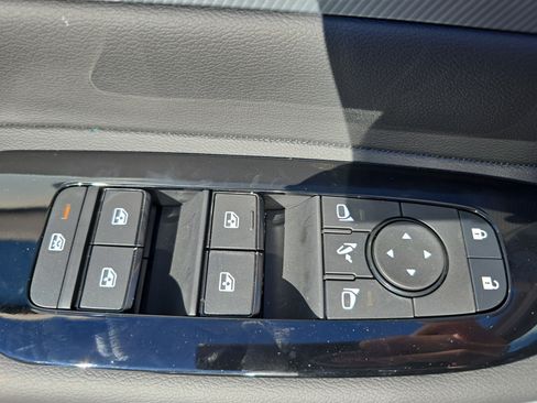 New 2026 Nissan Murano Platinum image 28