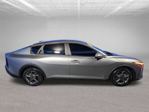 Used 2025 Kia K4 FWD image 4