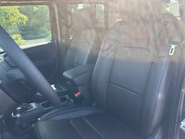 Used 2026 Jeep Wrangler Unlimited Rubicon AWD/4WD image 15
