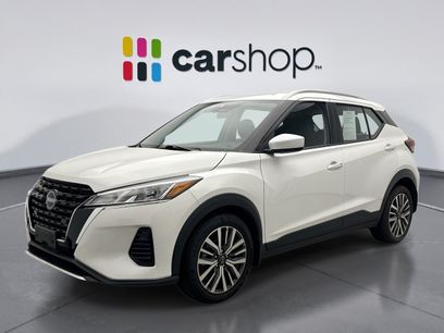Used 2024 Nissan Kicks SV