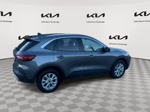 Used 2024 Ford Escape Active image 8