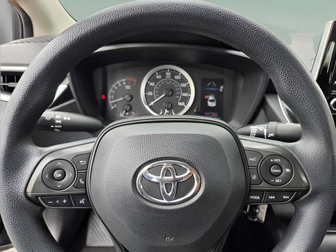 Used 2020 Toyota Corolla LE w/ Carpet Mat Package (TMS) FWD image 24
