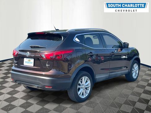 Used 2017 Nissan Rogue Sport SV w/ SV Premium Package FWD image 5