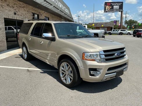 Used 2017 Ford Expedition EL Platinum RWD image 8