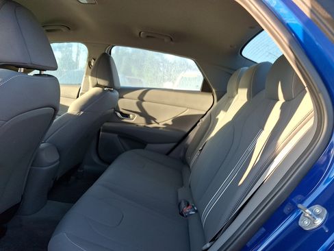 Certified 2023 Hyundai Elantra SEL w/ Convenience Package FWD image 10