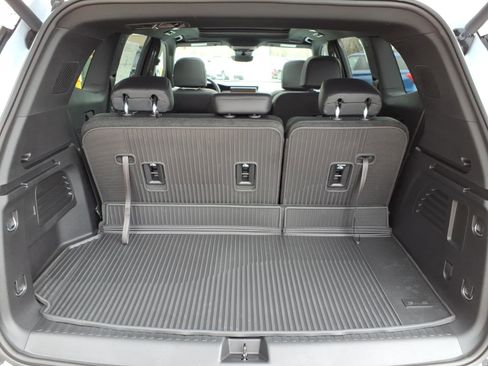 New 2026 GMC Acadia Elevation w/ Black Edition AWD/4WD image 12