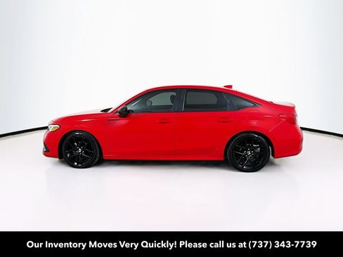 Used 2023 Honda Civic Sport image 4
