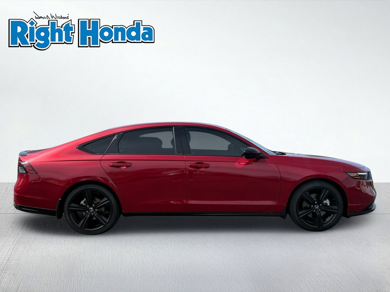 Used 2024 Honda Accord Sport image 9