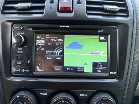 Used 2015 Subaru Forester 2.5i Touring w/ Eyesight & Navigation System AWD/4WD image 32