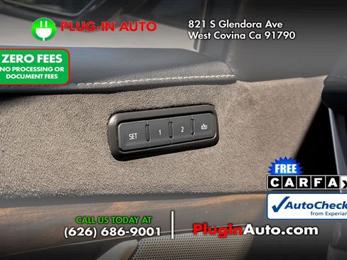 Used 2020 Cadillac Escalade Premium Luxury AWD/4WD image 30