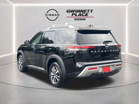 Used 2024 Nissan Pathfinder SL w/ Cargo Package AWD/4WD image 23