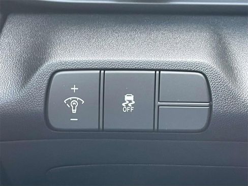 New 2026 Hyundai Elantra Sport image 17