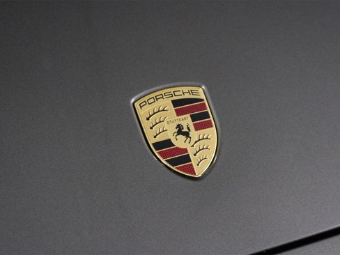 Used 2025 Porsche Macan Electric image 27