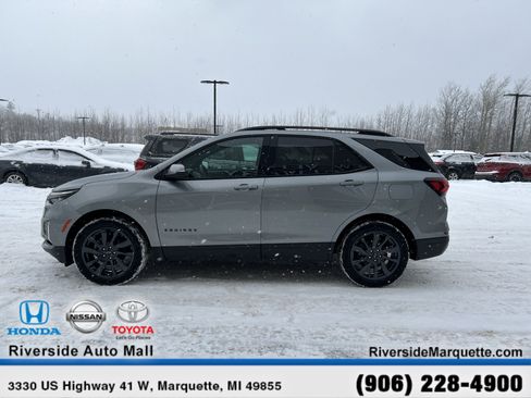 Used 2024 Chevrolet Equinox RS w/ RS Leather Package image 4