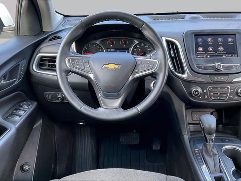 Used 2024 Chevrolet Equinox LT FWD image 7