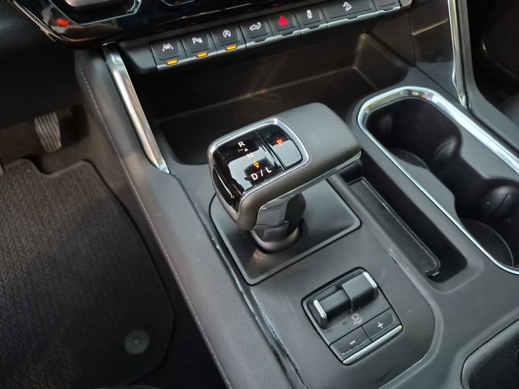Used 2025 GMC Sierra 1500 Denali AWD/4WD image 26