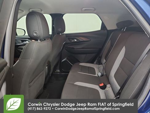 Used 2023 Chevrolet TrailBlazer LT image 30