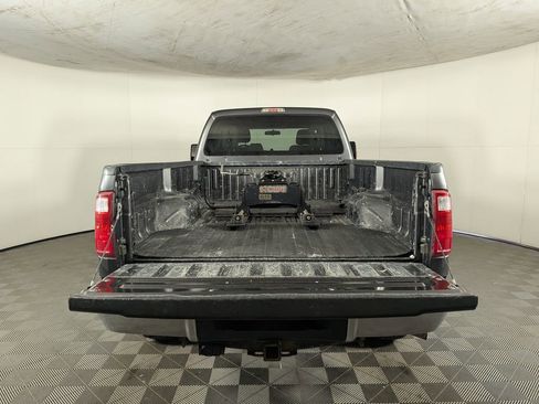 Used 2016 Ford F250 XL w/ XL Appearance Package image 9