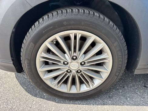 Used 2018 Hyundai Kona SEL AWD/4WD image 24