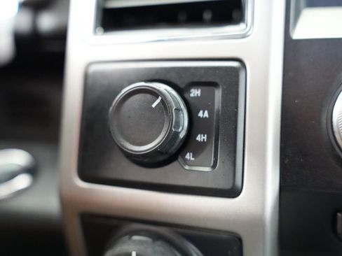 Used 2018 Ford F150 Lariat w/ Equipment Group 502A Luxury AWD/4WD image 27