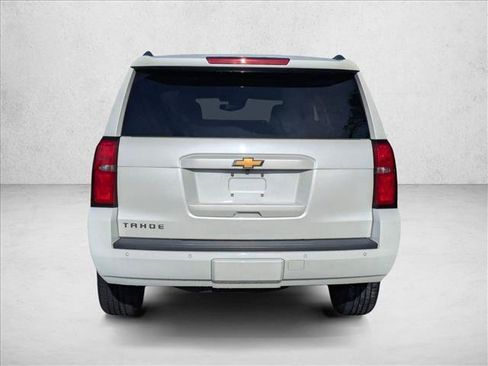 Used 2020 Chevrolet Tahoe LT w/ Luxury Package RWD image 6