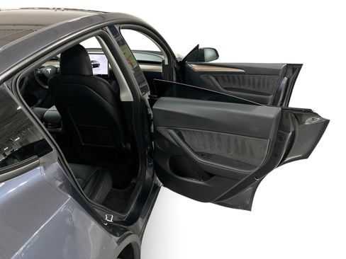 Certified 2023 Tesla Model Y Long Range AWD/4WD image 12
