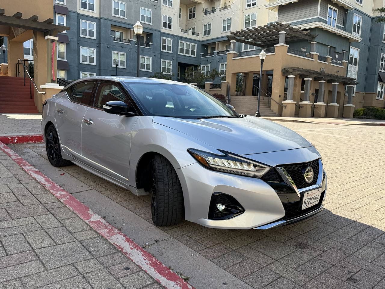 Used 2022 Nissan Maxima SV w/ Floor Mat Group FWD image 8