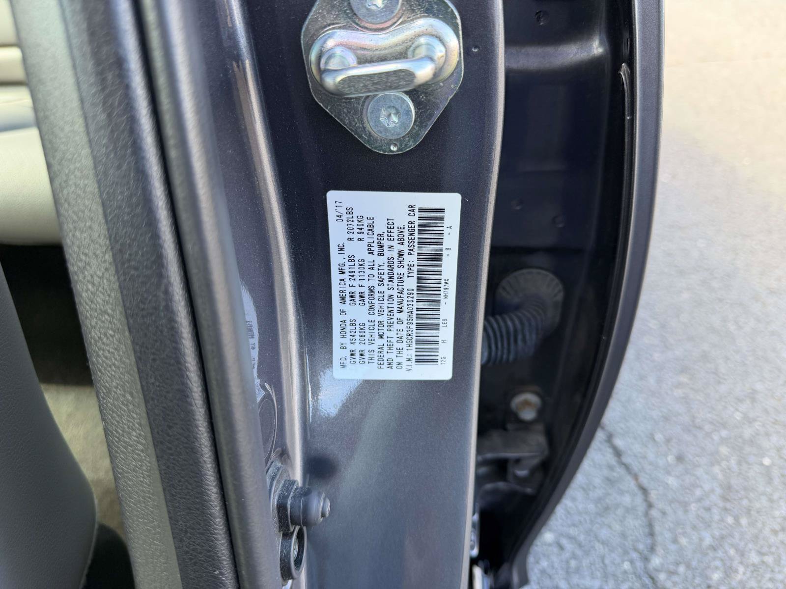 Used 2017 Honda Accord Touring image 30