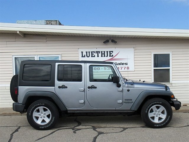 Used 2017 Jeep Wrangler Unlimited Sport w/ Quick Order Package 24S AWD/4WD image 3