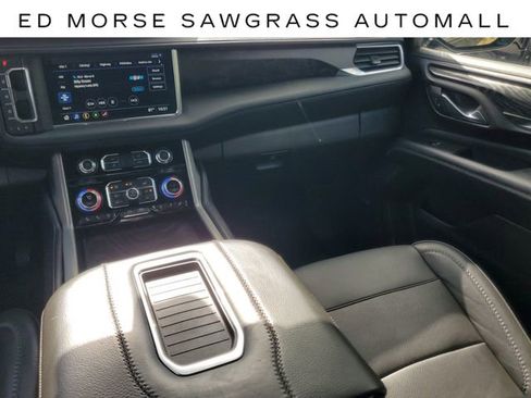 Used 2021 GMC Yukon Denali w/ LPO, Illumination Package image 15
