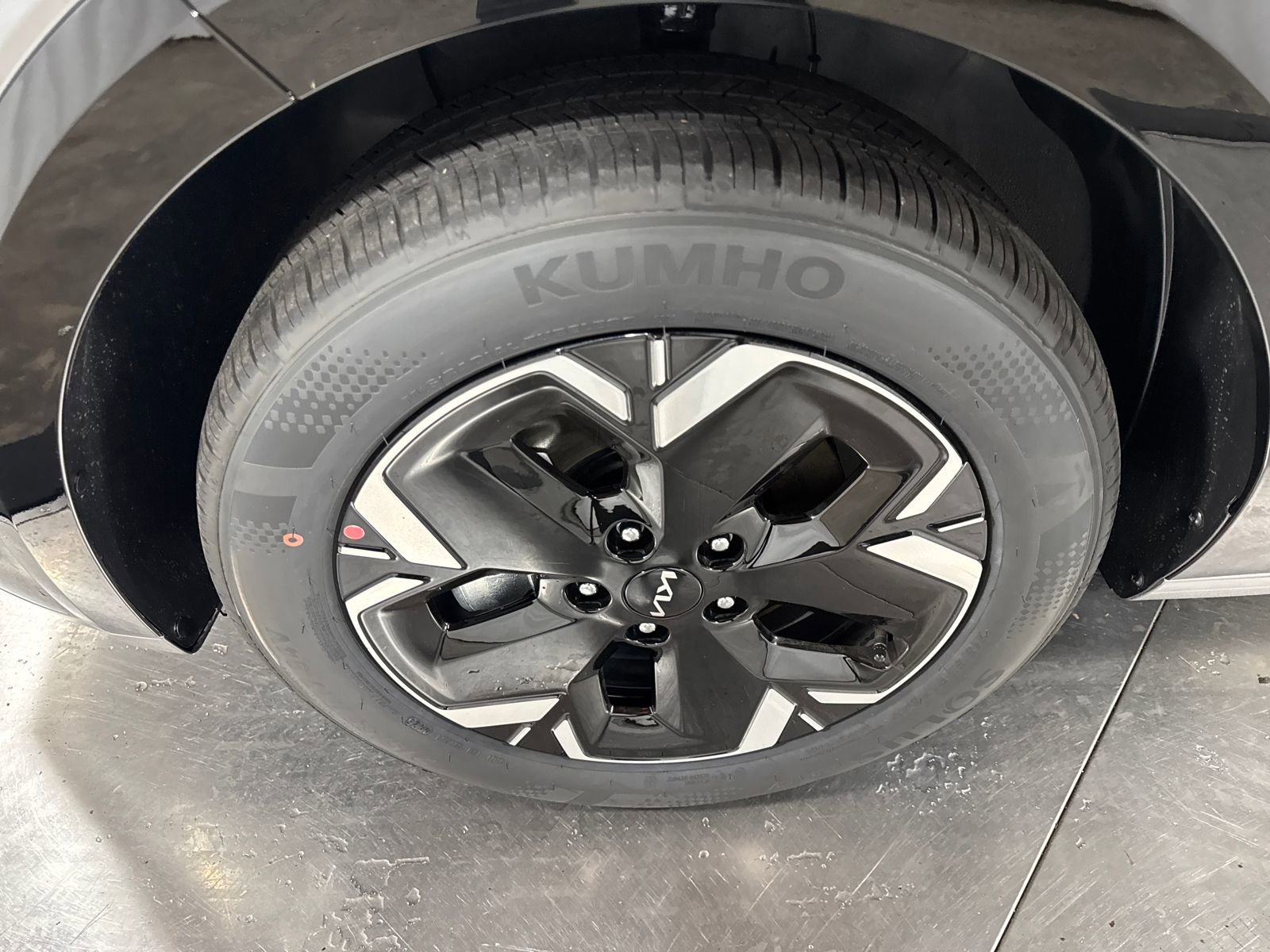New 2026 Kia Niro Wind w/ Wind Preserve Package FWD image 7