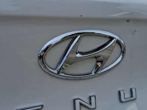 Used 2025 Hyundai Venue SEL FWD image 30