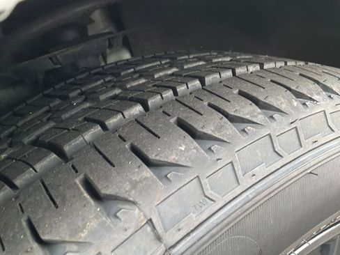 Used 2022 Ford Edge SE w/ Black Appearance Package image 27