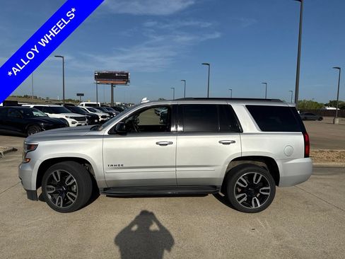 Used 2018 Chevrolet Tahoe Premier RWD image 3