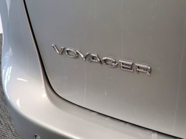 Used 2026 Chrysler Voyager LX FWD image 26