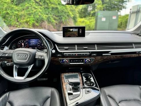 Used 2018 Audi Q7 3.0T Prestige AWD/4WD image 29