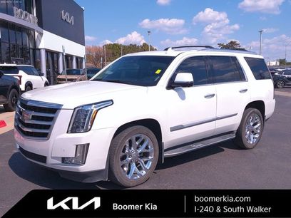 Used 2016 Cadillac Escalade Luxury