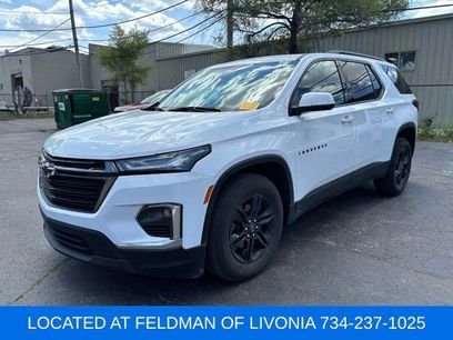 Used 2023 Chevrolet Traverse LT w/ Midnight/Sport Edition