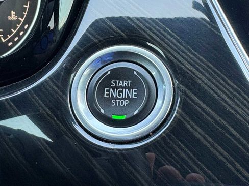 Used 2020 Cadillac XT6 Premium Luxury FWD image 20