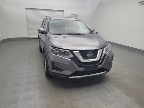 Used 2018 Nissan Rogue SV AWD/4WD image 14