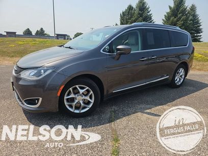 Used 2018 Chrysler Pacifica Touring-L Plus w/ Advanced Safetytec Group