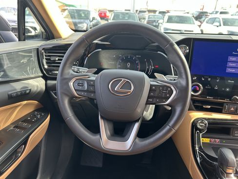 Used 2023 Lexus NX 350 AWD image 10