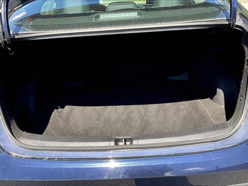 Used 2024 Toyota Corolla LE image 34