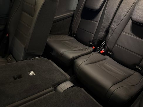 New 2026 Mercedes-Benz GLS 450 4MATIC image 14