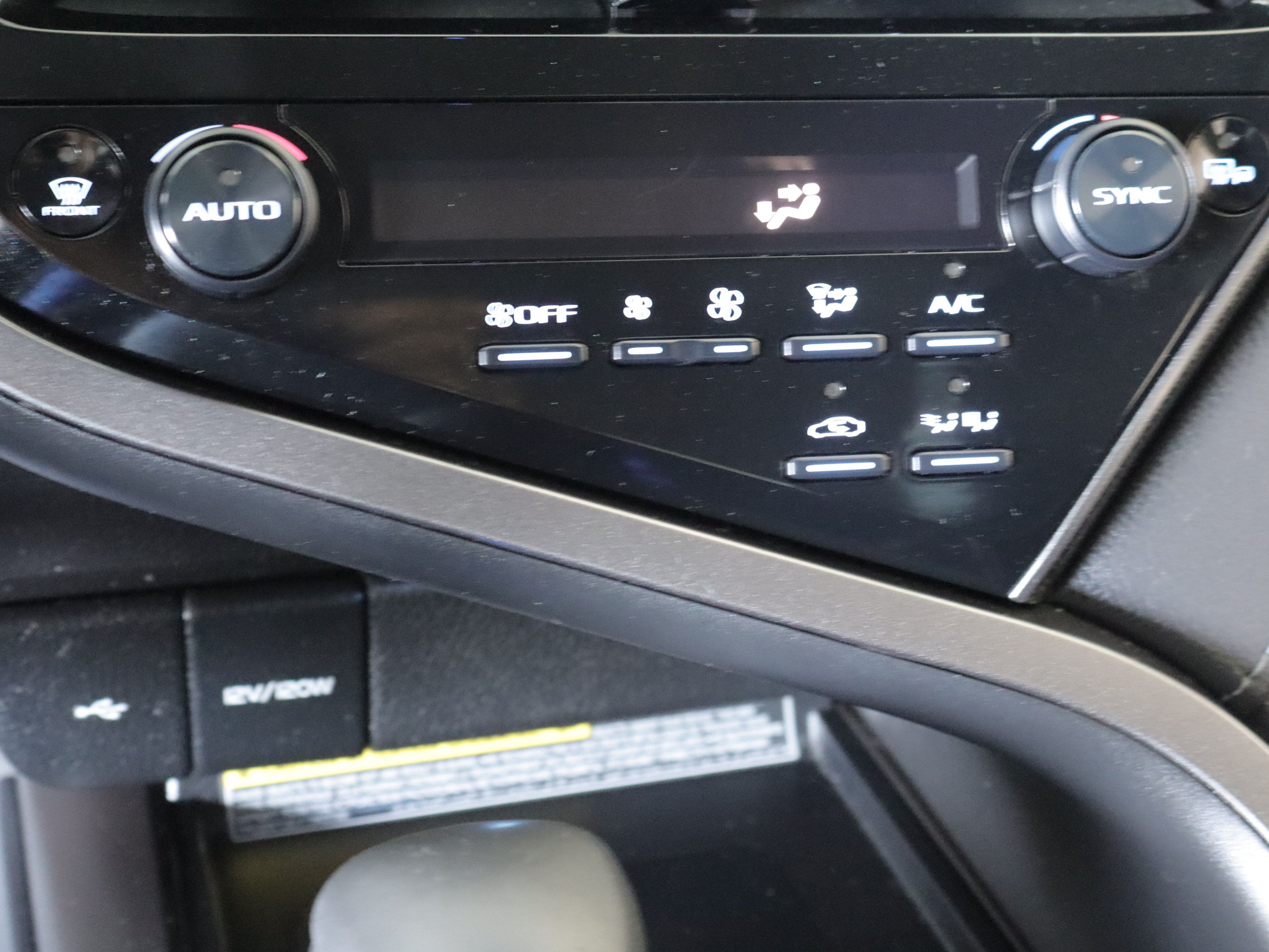 Used 2021 Toyota Camry XSE w/ Cold Weather Package FWD image 16