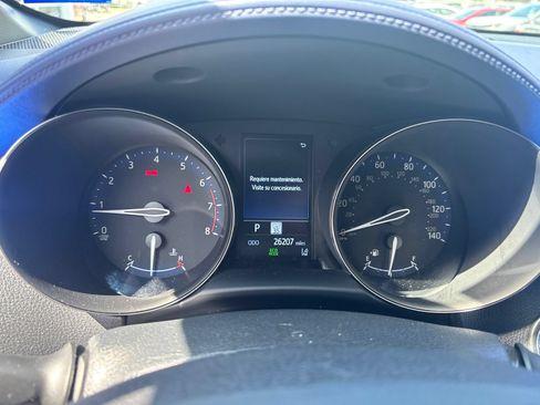 Used 2021 Toyota C-HR XLE FWD image 6