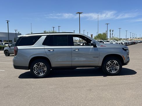 Used 2025 Chevrolet Tahoe Z71 AWD/4WD image 6
