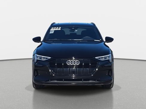 Used 2022 Audi e-tron Premium w/ Convenience Plus Package image 2