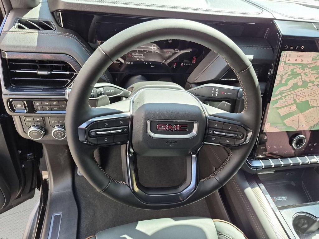 New 2026 GMC Yukon XL AT4 AWD/4WD image 10