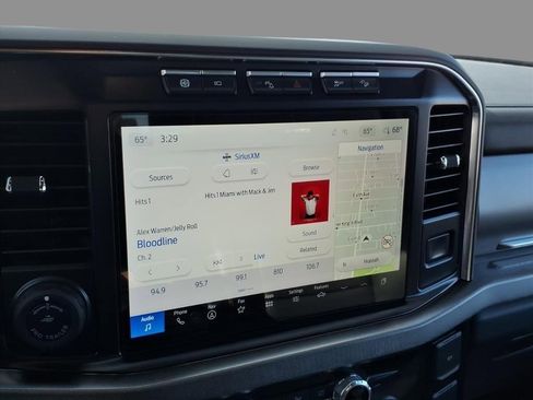 Used 2024 Ford F350 Platinum image 27